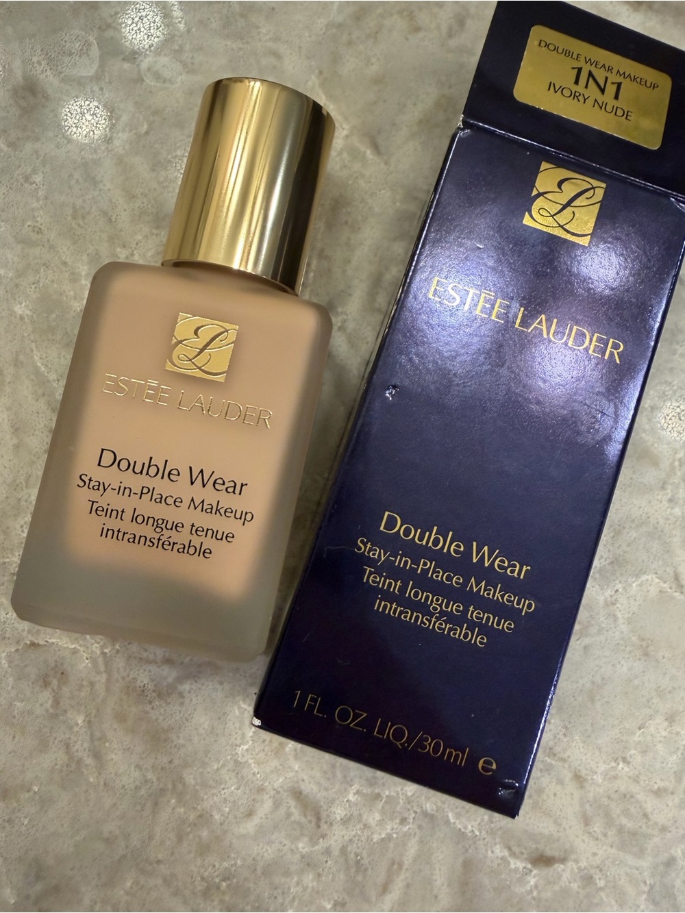 NWT Estee Lauder Double Wear Stay-in-Place Makeup - Ivory Nude (1N1)